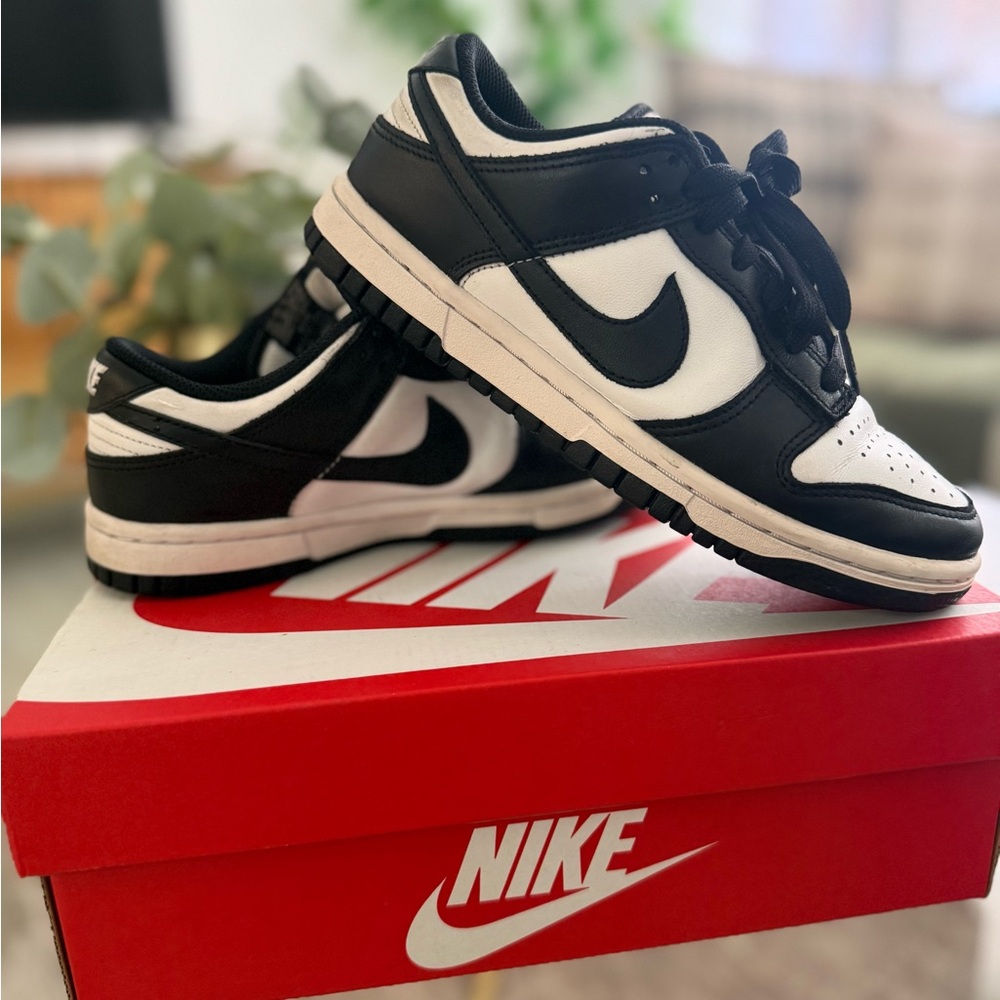Nike Dunk Low - Panda Dunks - Women